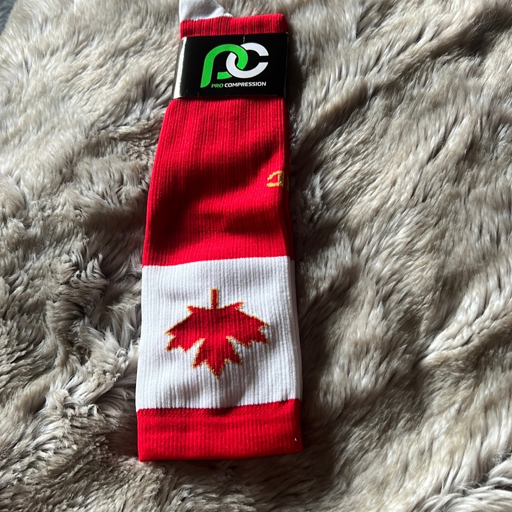 Pro compression socks s/m Canada 🇨🇦